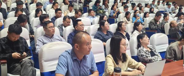 悟透思想踐初心 扛起使命建新功